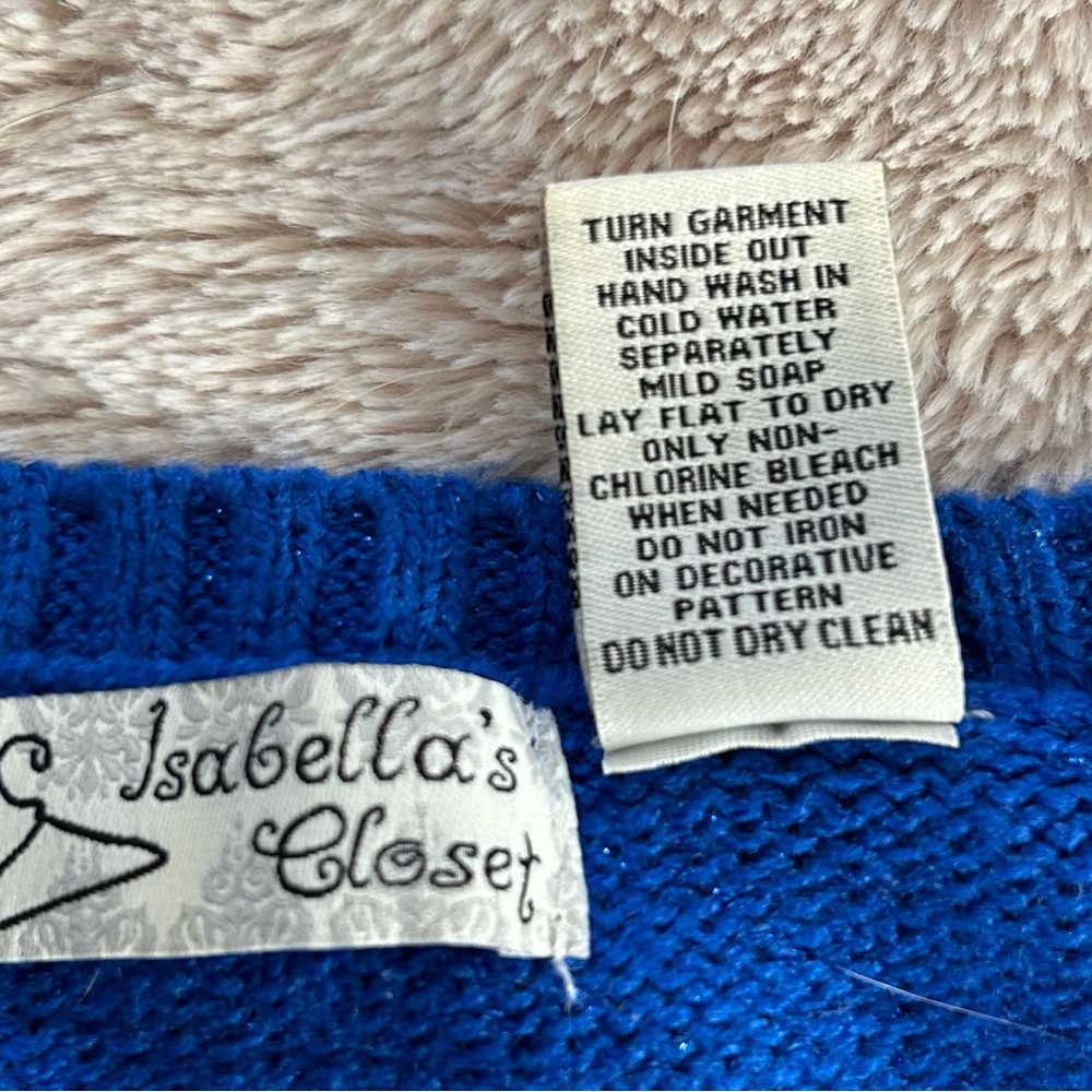 Isabella’s Closet Blue Dancing Reindeer Christmas Holiday Sweater Size Medium - Picture 6 of 6
